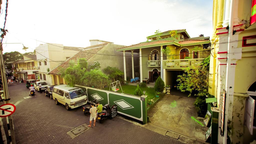 Frangipani Motel Galle Extérieur photo